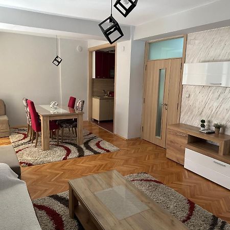 Apartament Dada Lux Kumanowo Zewnętrze zdjęcie